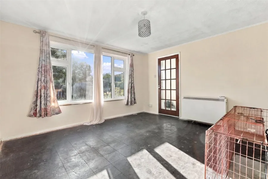 with 3 bedrooms in Matching Green, Harlow, CM17, photo 16