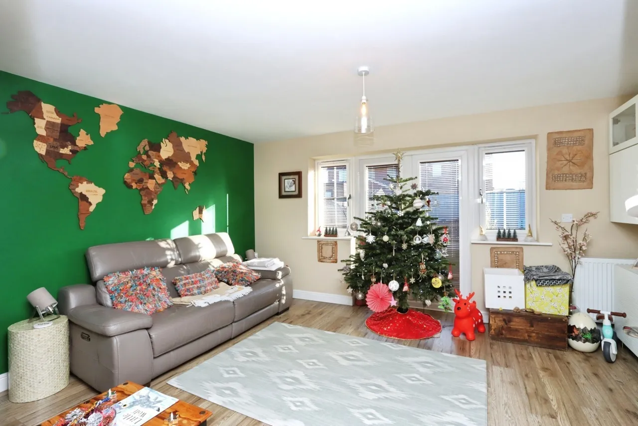 Eden View, Swallownest, Sheffield, South Yorkshire, S26, photo 2