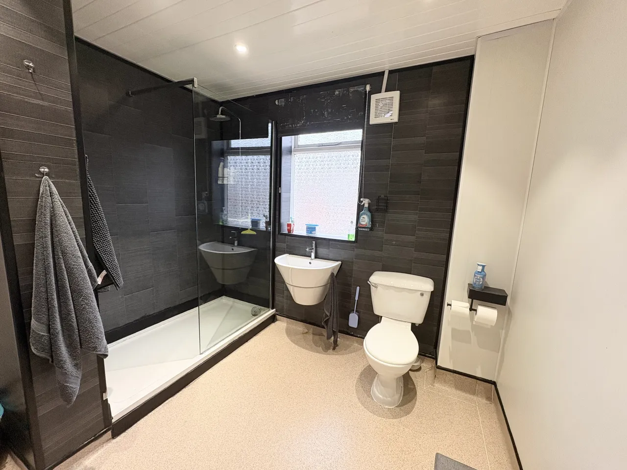 Room 2, Milnthorpe Street, M6, photo 6