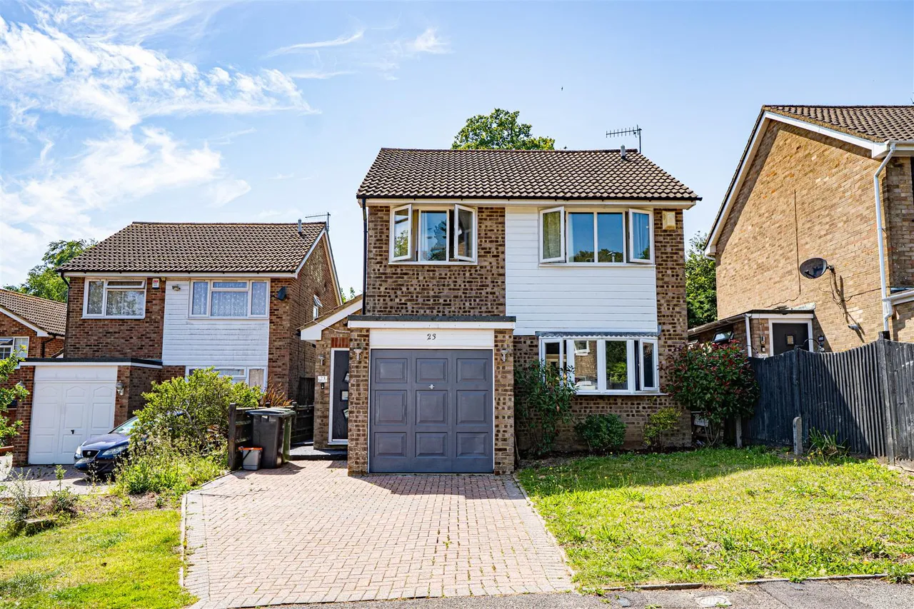 4 bed house for sale, The Woodlands, Hastings