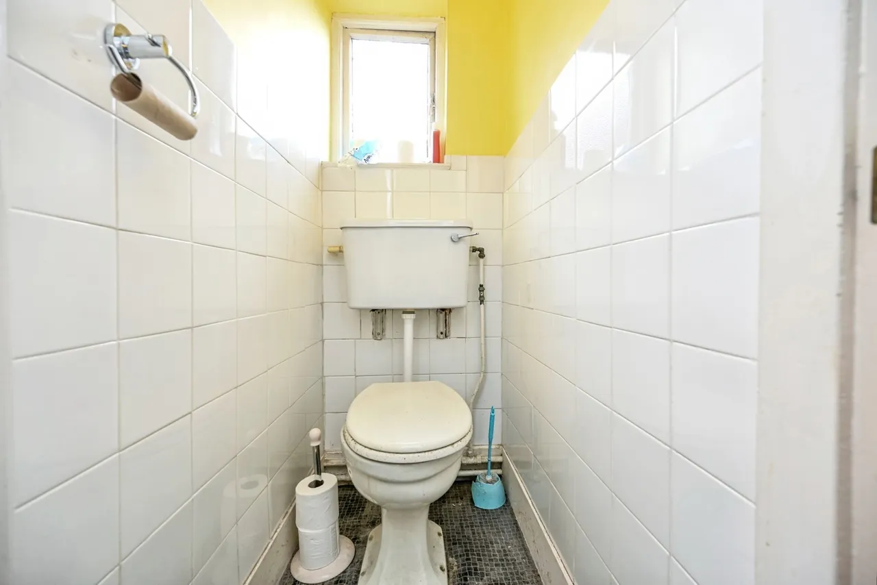 Beech Lawn, Liverpool, L19, photo 15