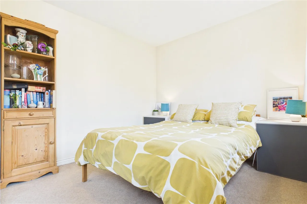 Fallows Road, Padworth, RG7, photo 9