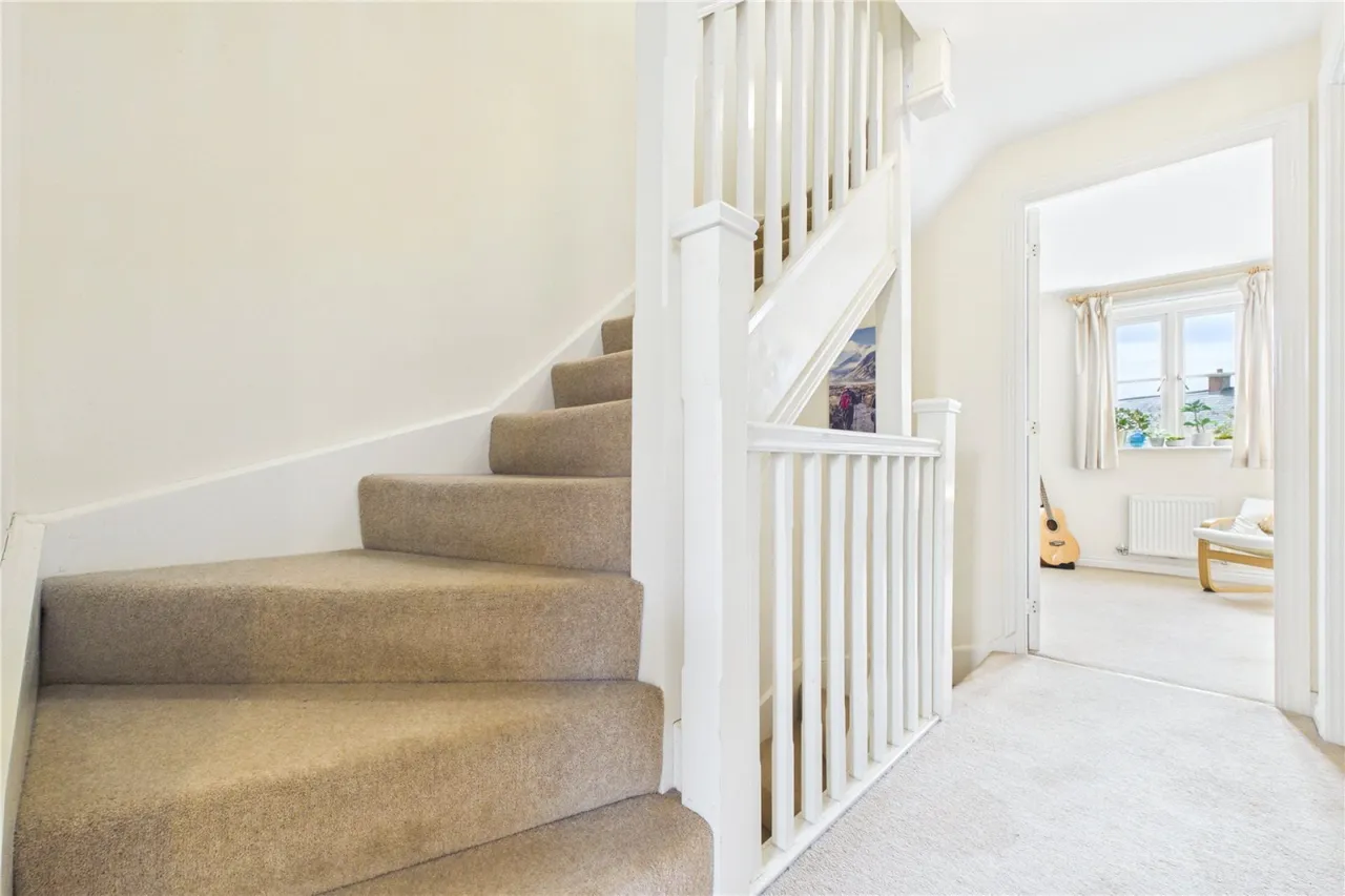 Fallows Road, Padworth, RG7, photo 13
