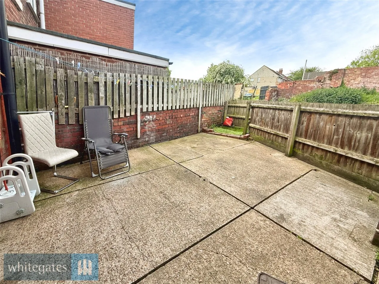 Snydale Road, Cudworth, S72, photo 9