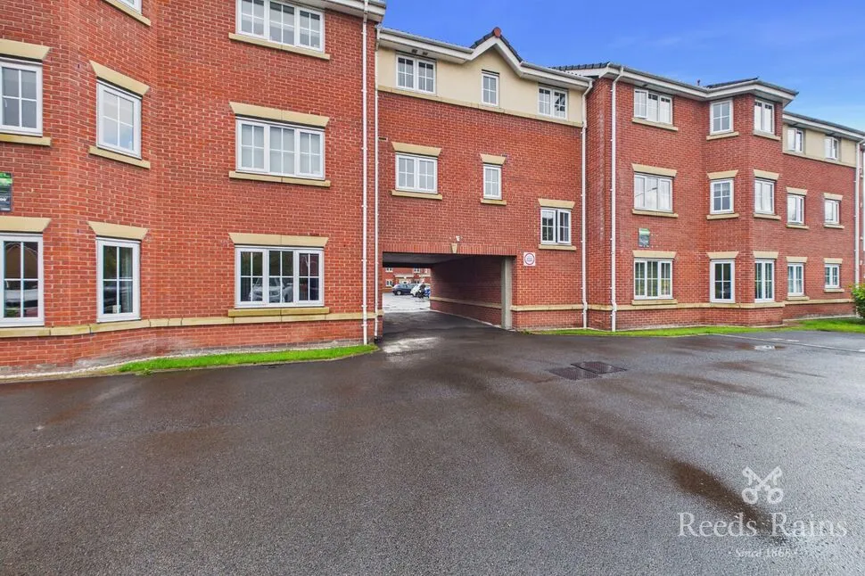 Firbank, Bamber Bridge, Lancashire, PR5, photo 11