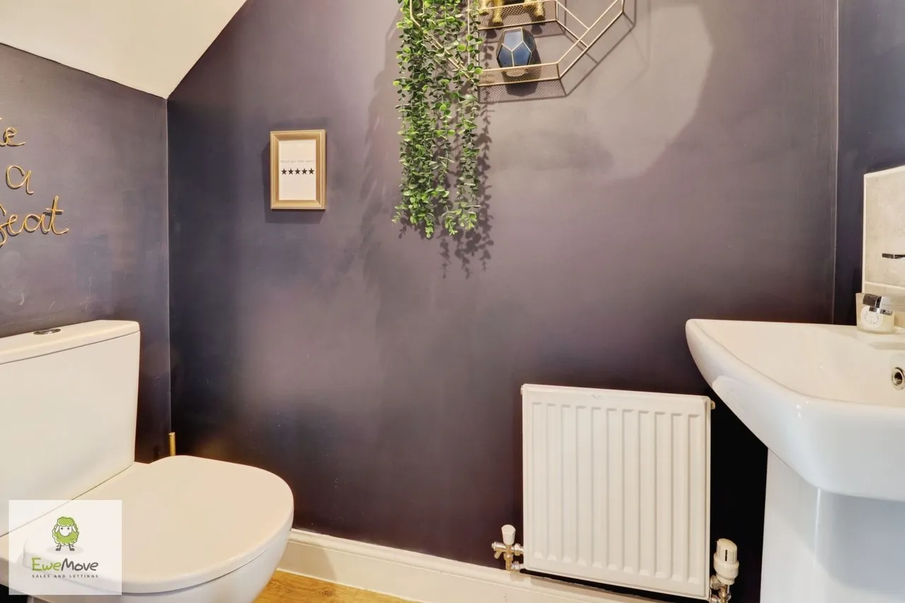 Wadeley Close, Hednesford, WS12, photo 9