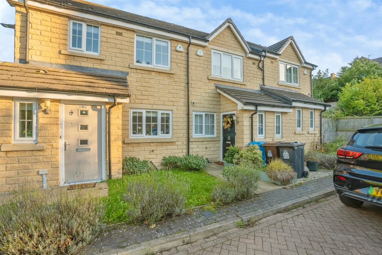2 bed house for sale, Samuel Fox Avenue, Deepcar, S36