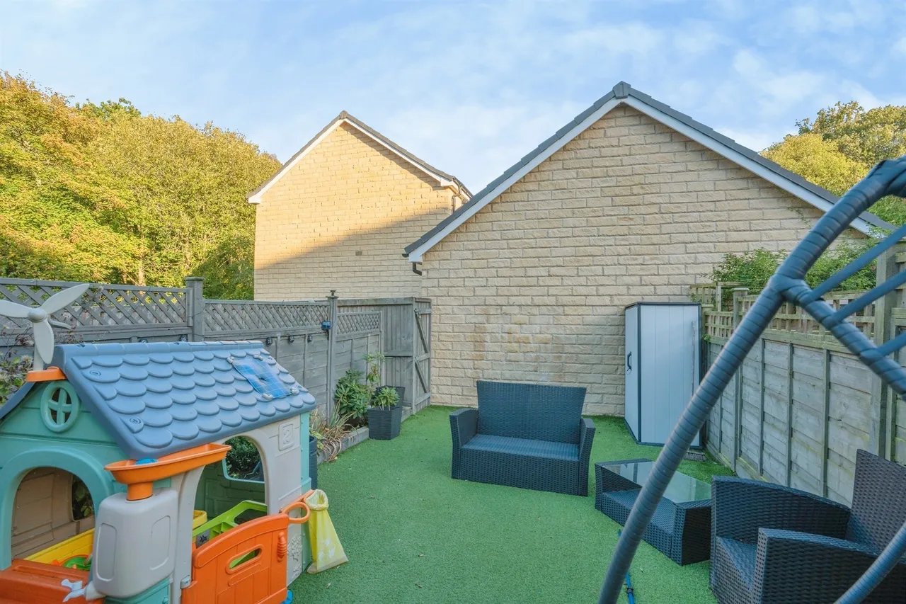 Samuel Fox Avenue, Deepcar, S36, photo 21