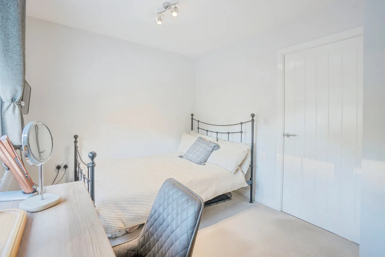 Samuel Fox Avenue, Deepcar, S36, photo 13