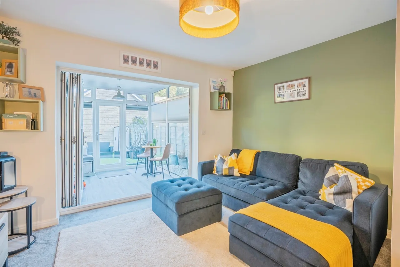 Samuel Fox Avenue, Deepcar, S36, photo 18