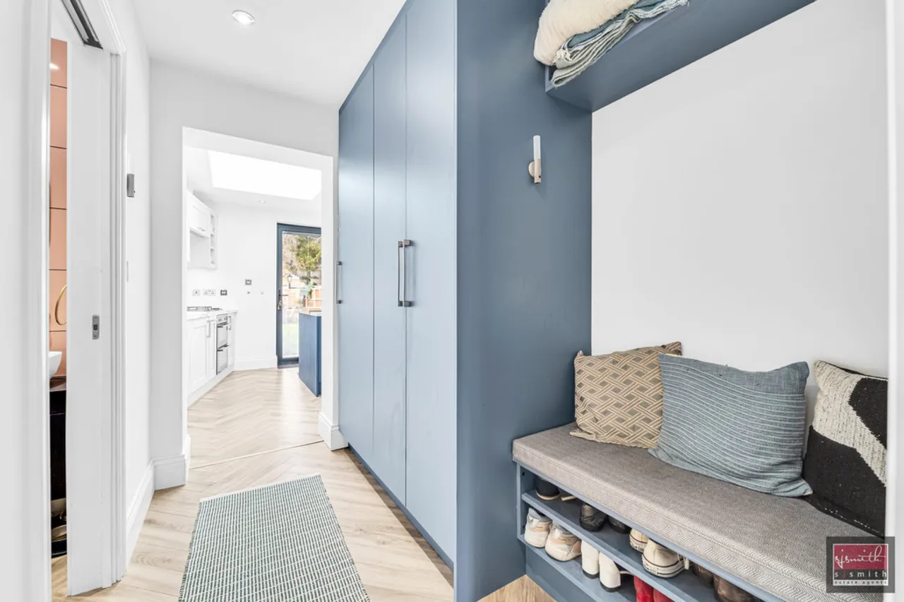 Lynegrove Avenue, Ashford, TW15, photo 6