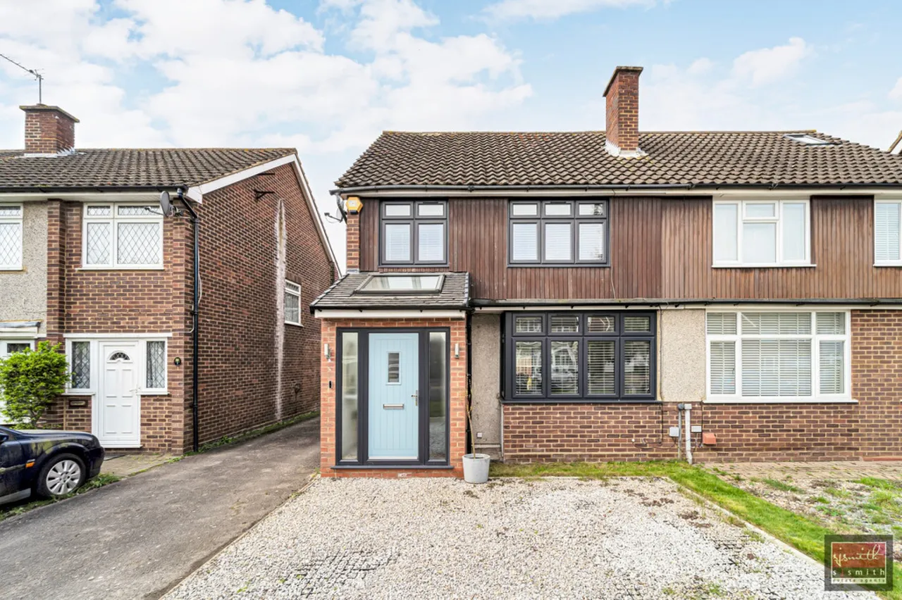 Lynegrove Avenue, Ashford, TW15, photo 15