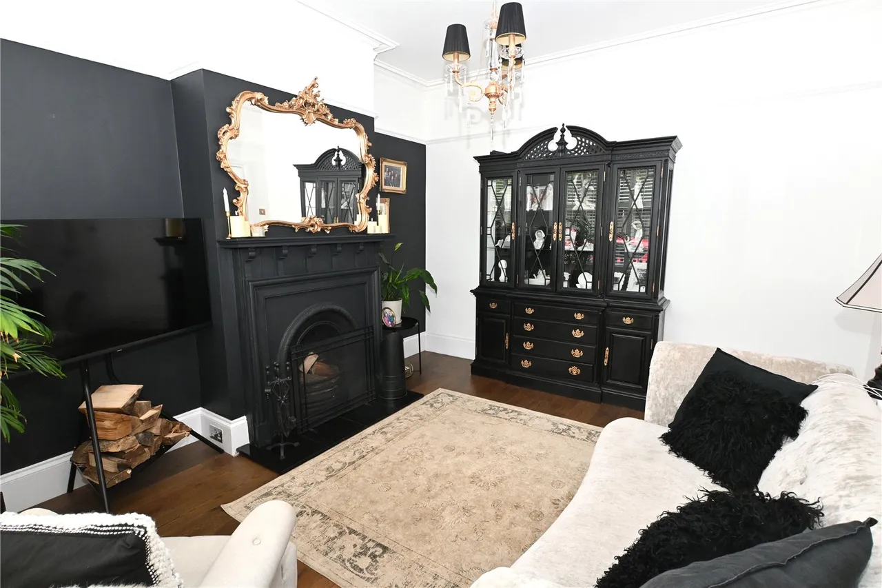 Ashfield Avenue, Kings Heath, B14, photo 7