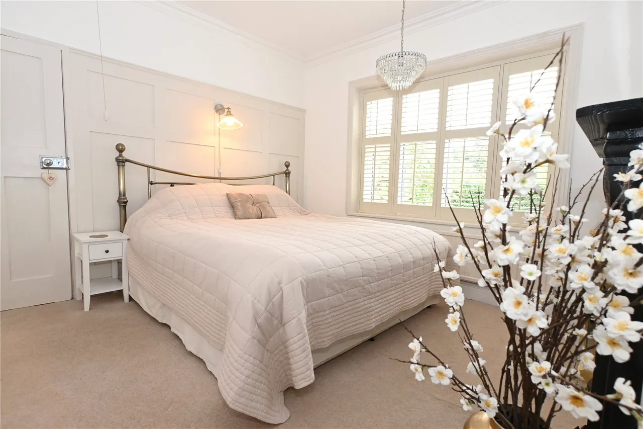 Ashfield Avenue, Kings Heath, B14, photo 18