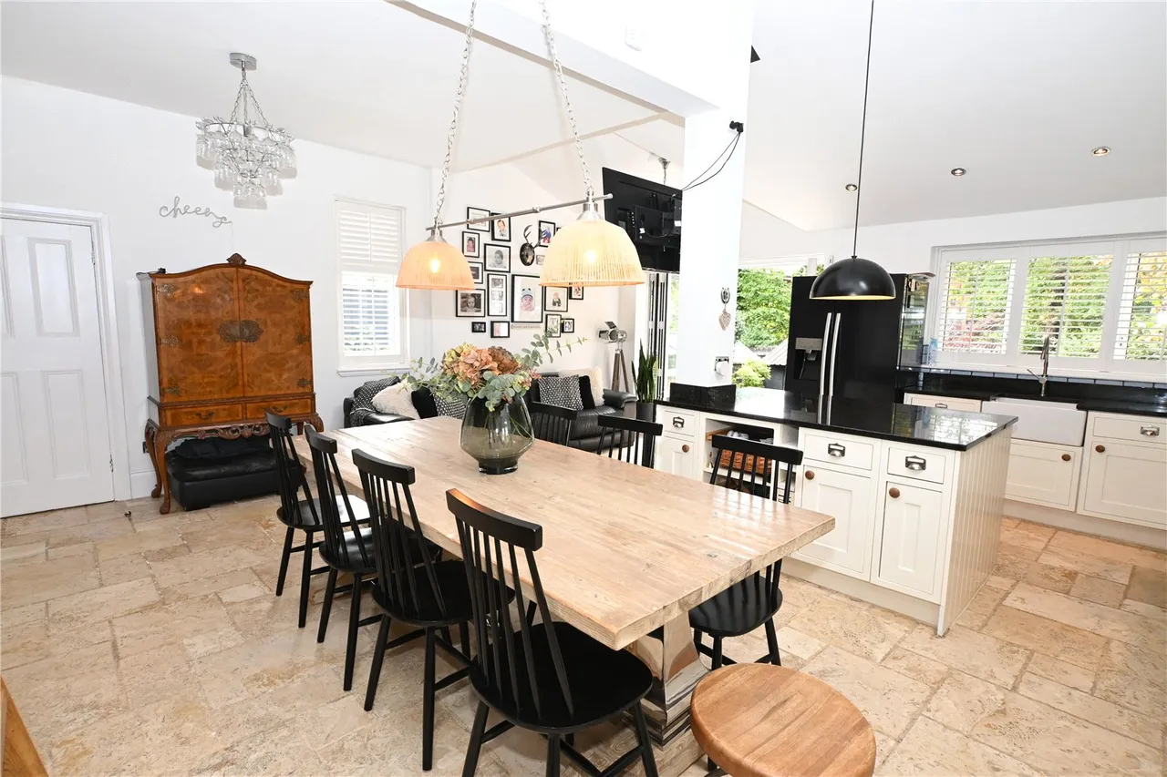 Ashfield Avenue, Kings Heath, B14, photo 10
