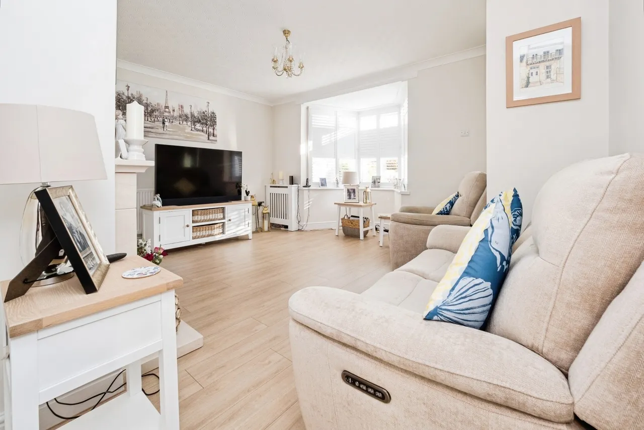 Annalee Gardens, South Ockendon, RM15, photo 5