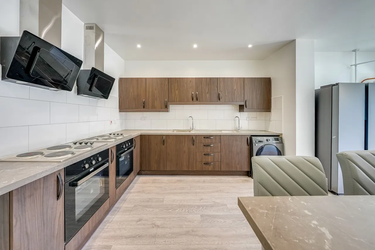 Double Room in Trosley Avenue, Gravesend, photo 6