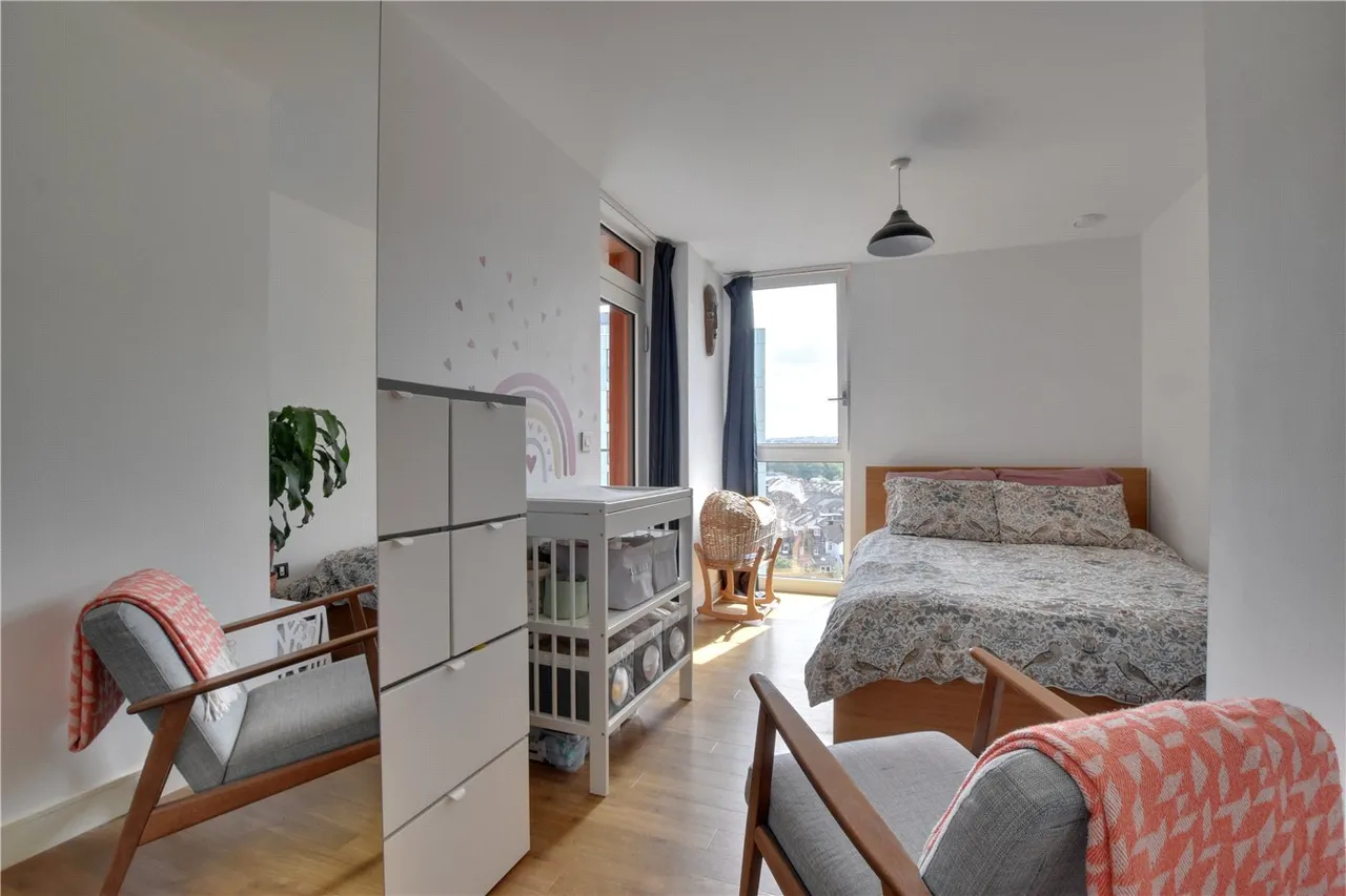 Gordian Apartments, 34 Cable Walk, Greenwich, London, SE10, photo 2