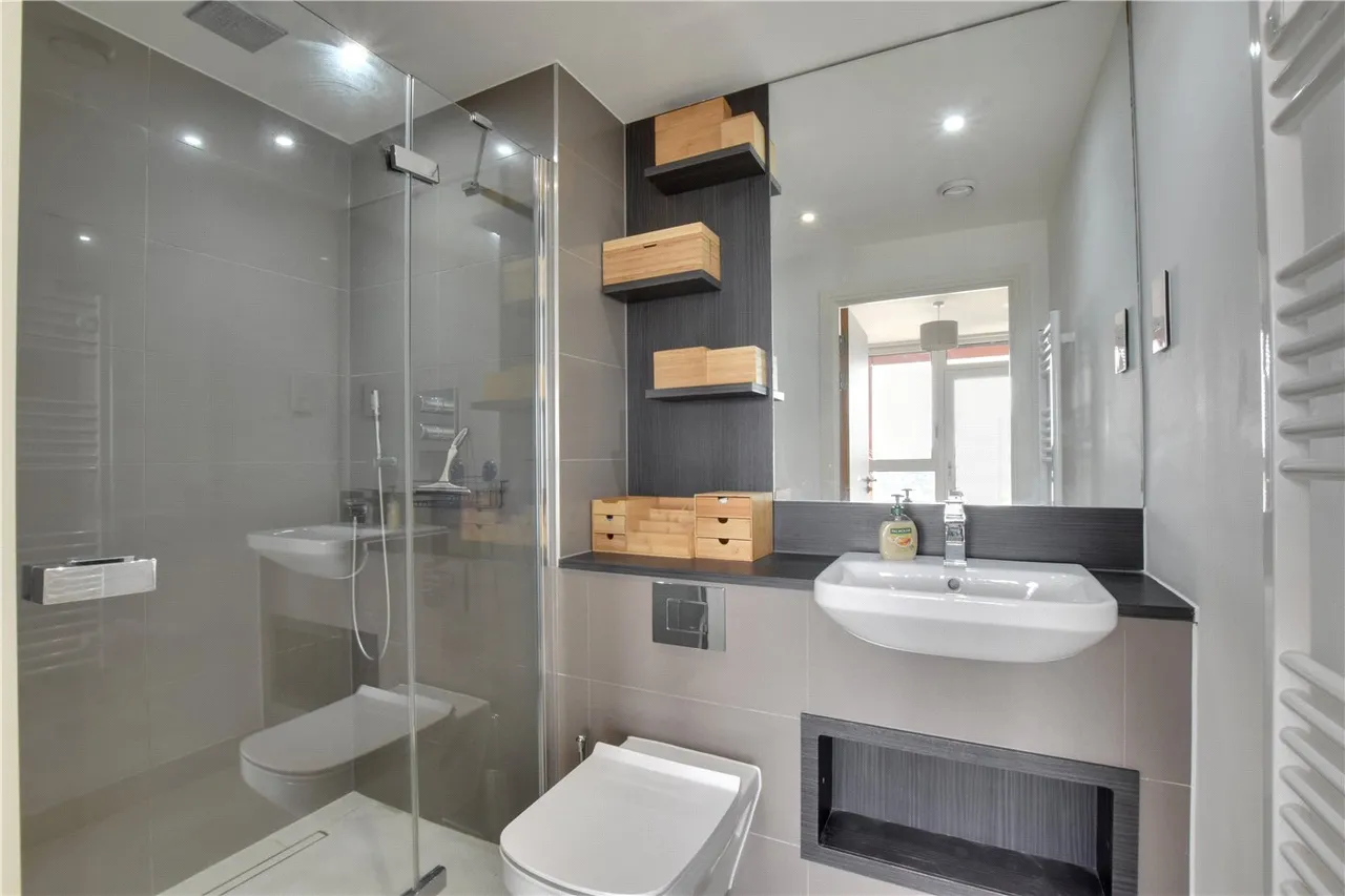 Gordian Apartments, 34 Cable Walk, Greenwich, London, SE10, photo 6