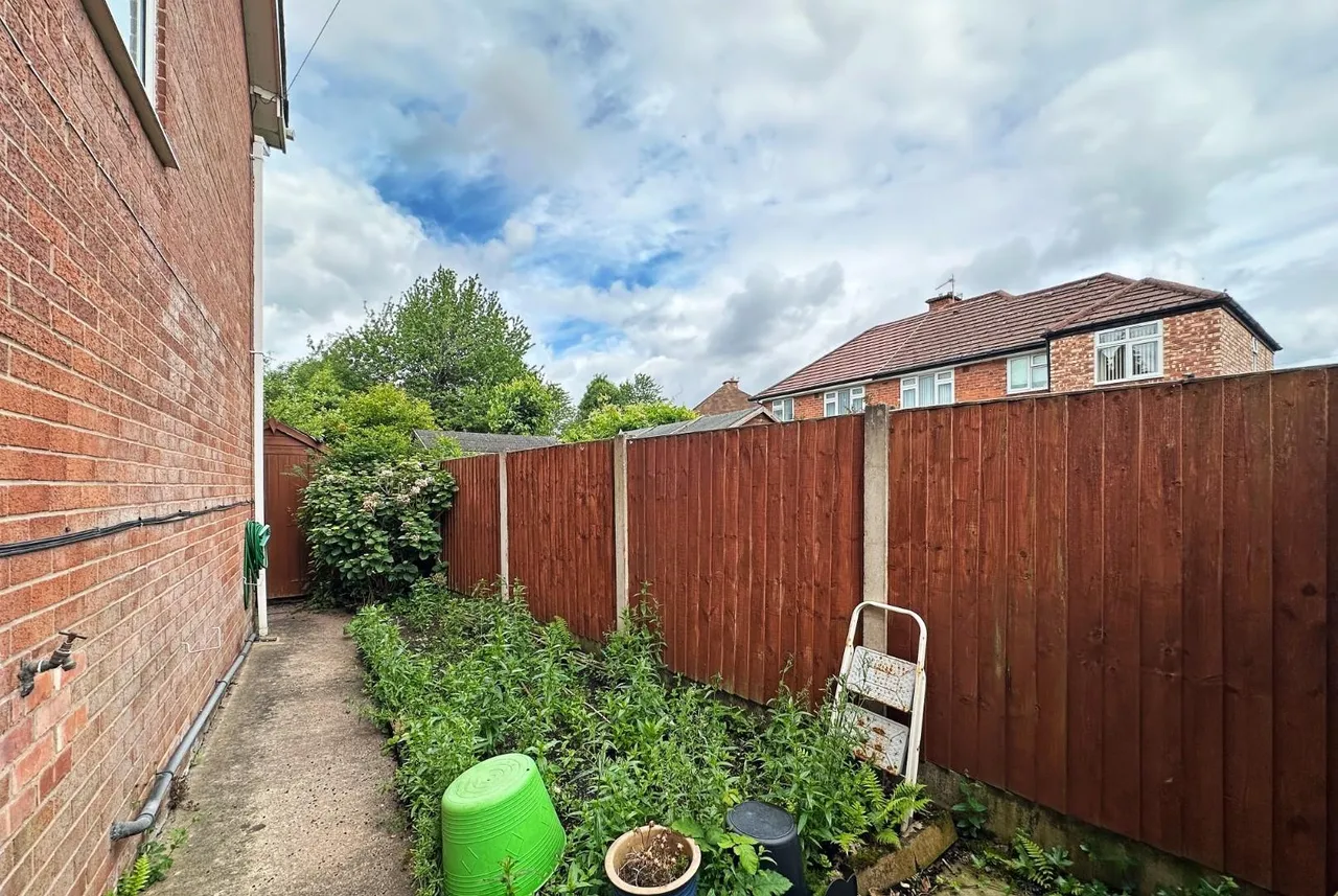 Grange Road, Timperley, Cheshire WA15 6DN, photo 26