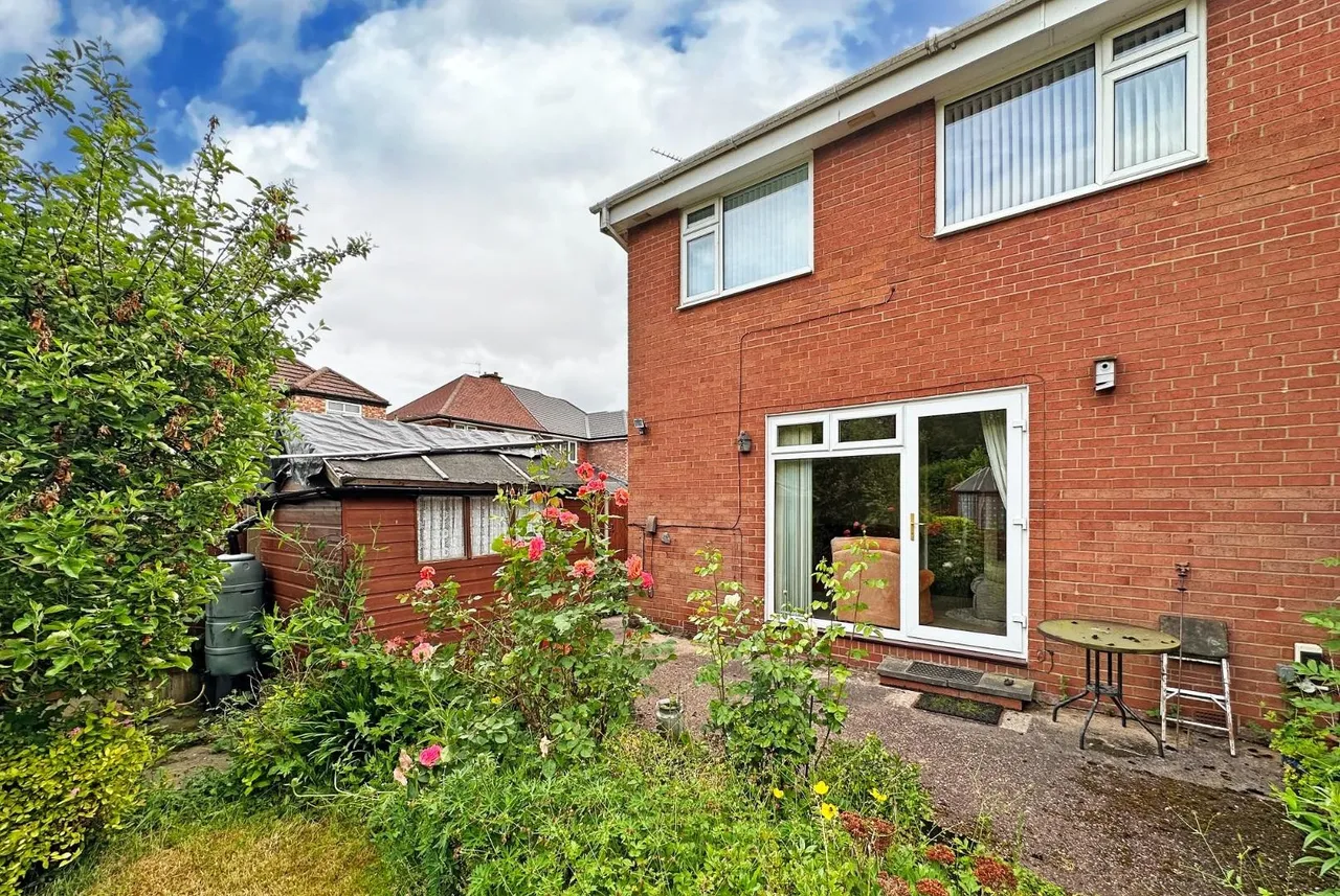 Grange Road, Timperley, Cheshire WA15 6DN, photo 25