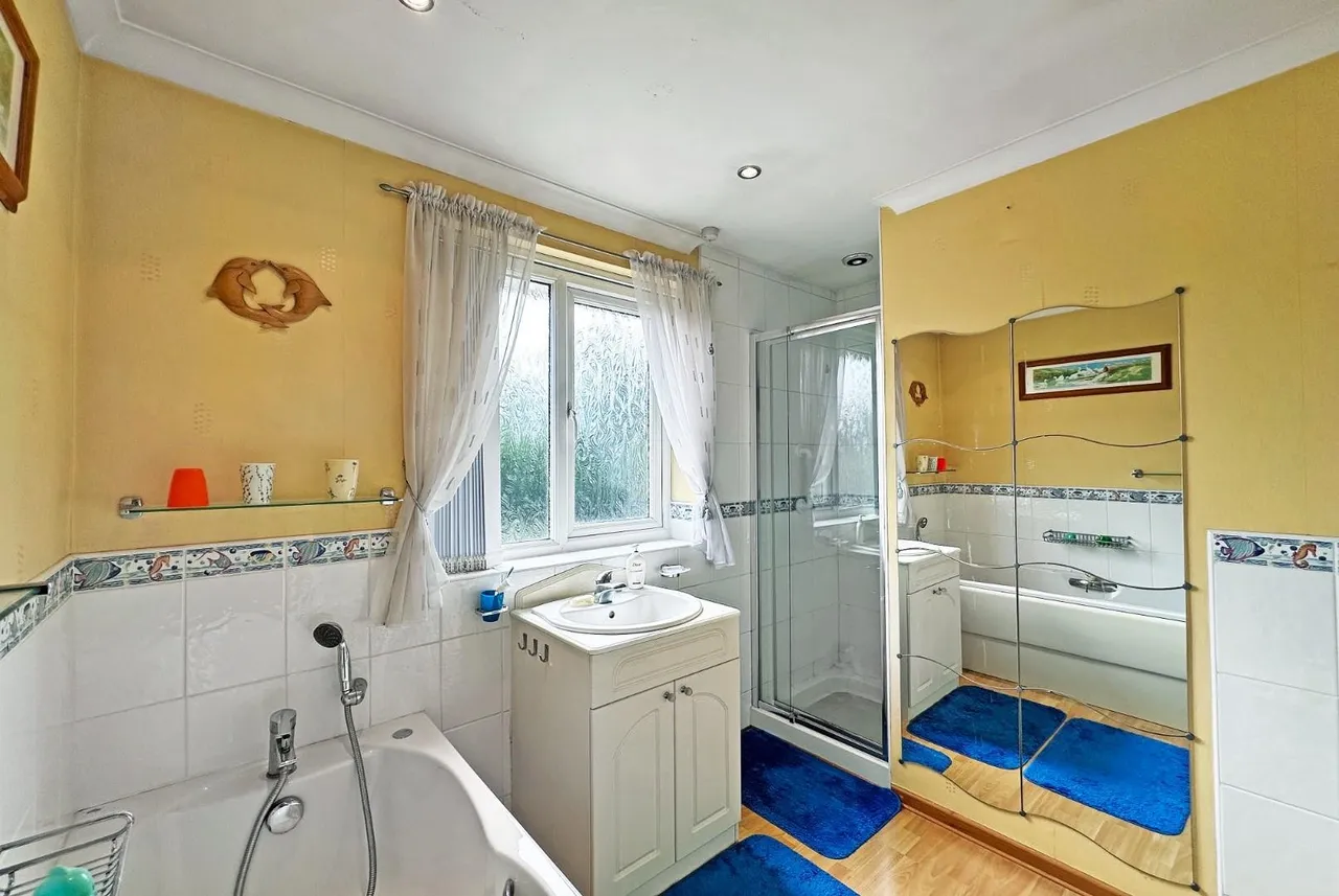Grange Road, Timperley, Cheshire WA15 6DN, photo 14