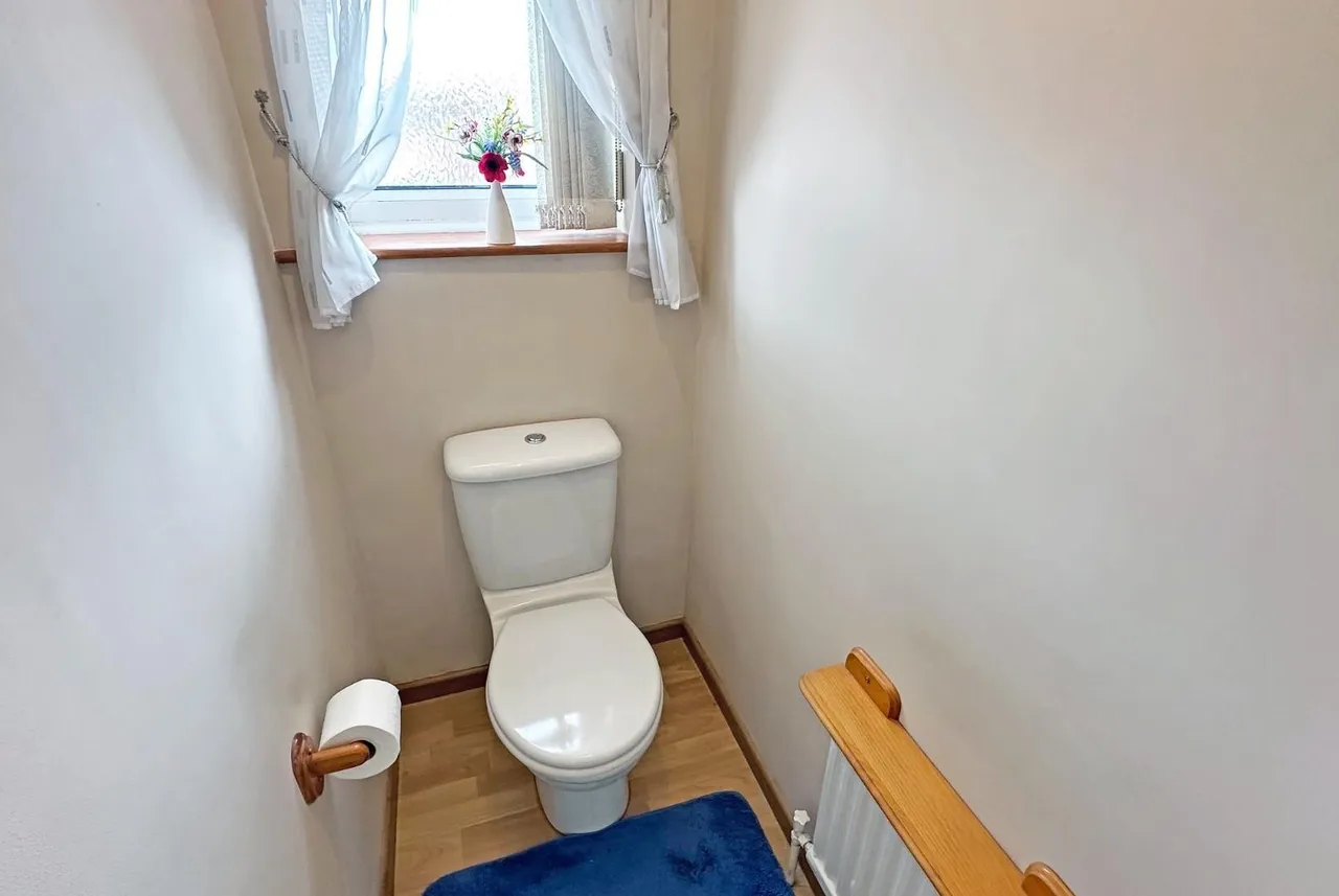 Grange Road, Timperley, Cheshire WA15 6DN, photo 15