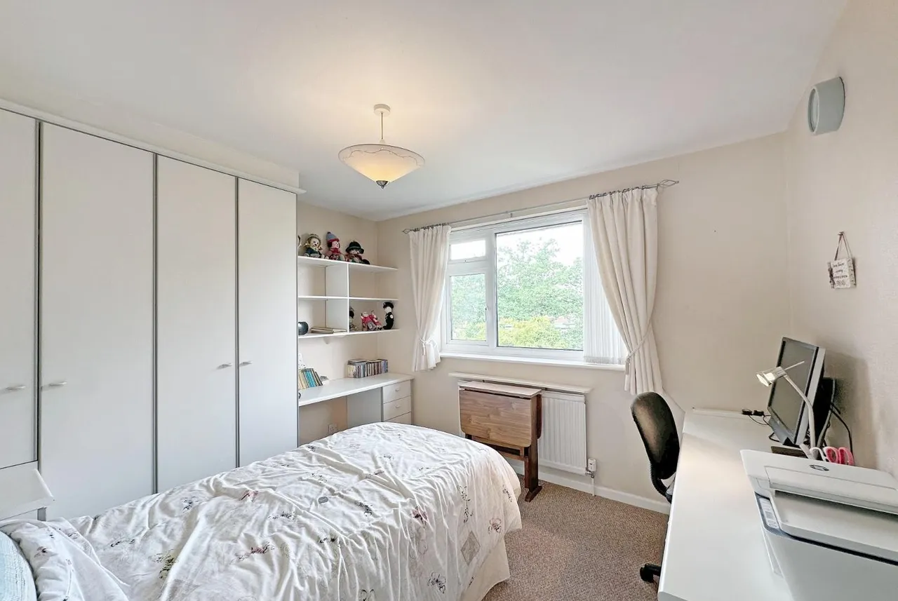 Grange Road, Timperley, Cheshire WA15 6DN, photo 11
