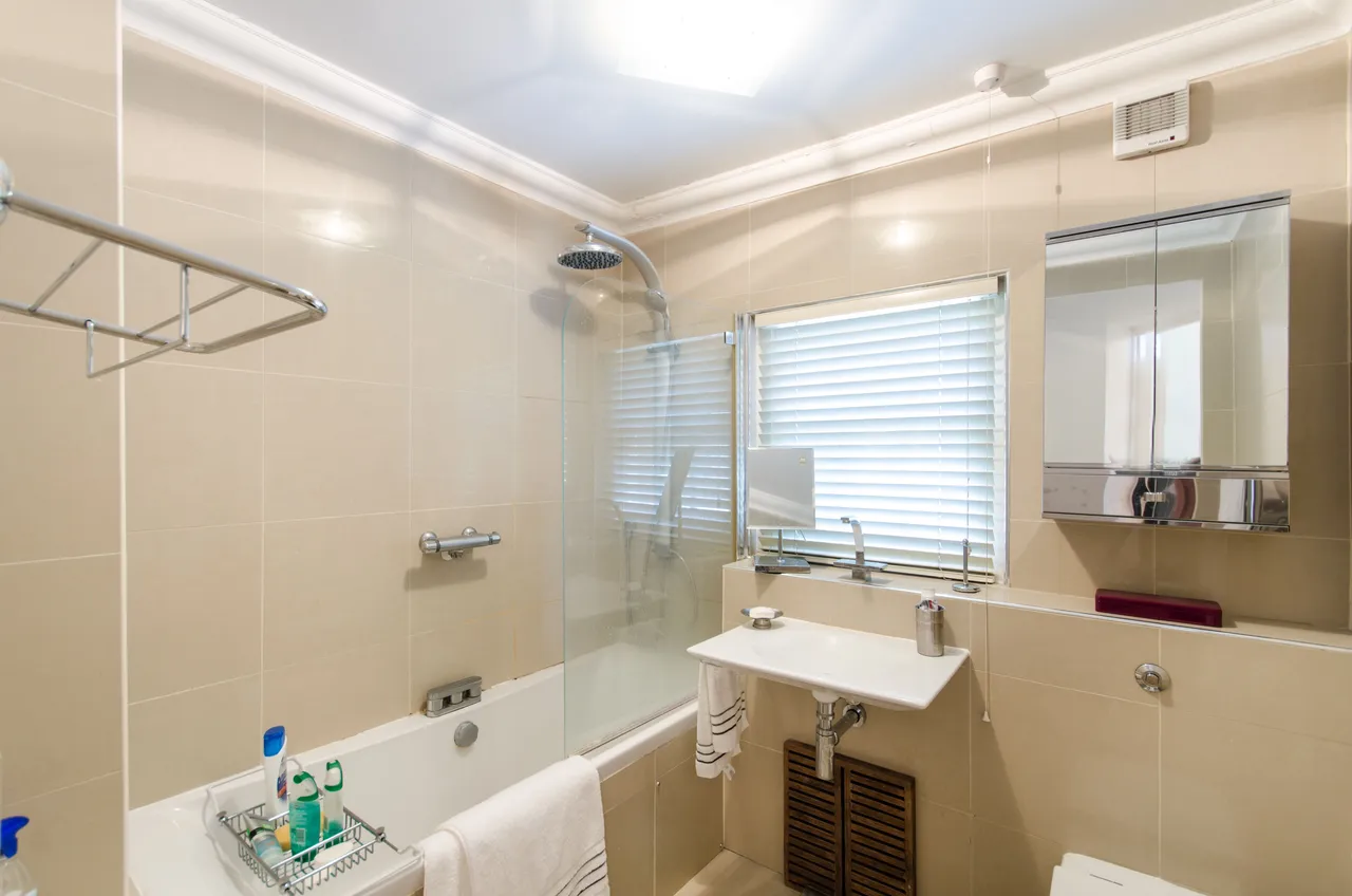 Flat 2, 17 St Anns Terrace, London, photo 6