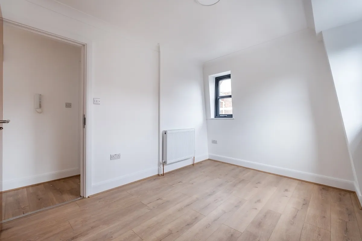 15b Kilburn Lane London W10, photo 8