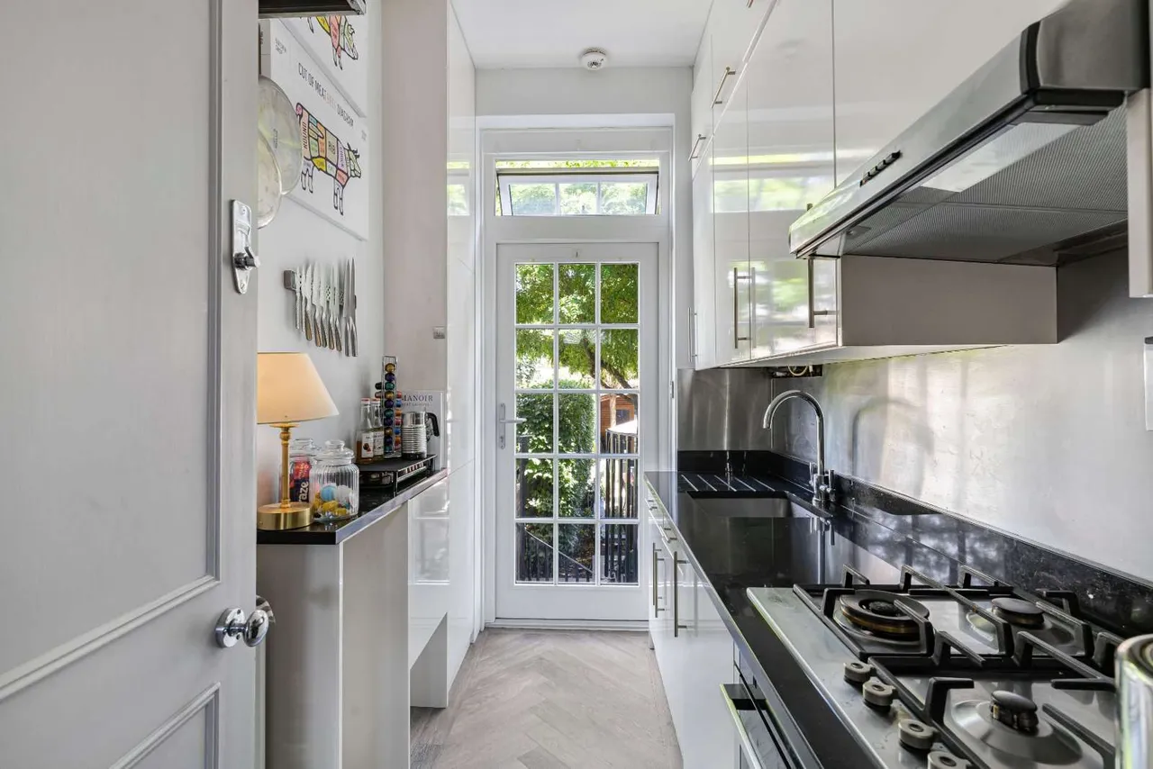 Tredegar Square, London, E3 5AD, photo 9