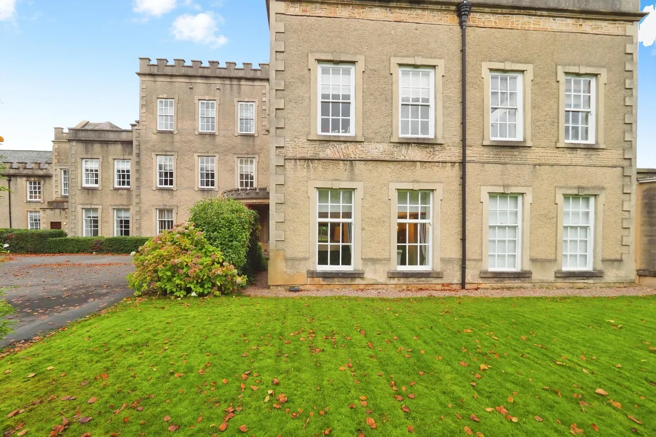 Manor House, Mansfield, NG19, photo 16