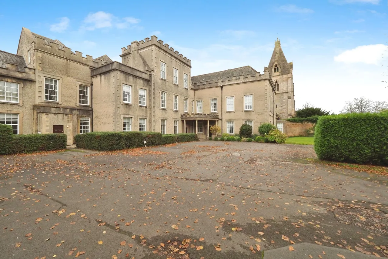Manor House, Mansfield, NG19, photo 14