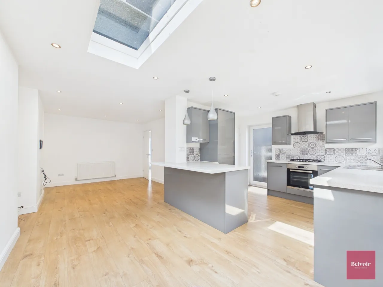 Cefn Coed Crescent, Cockett, Swansea, SA2, photo 5