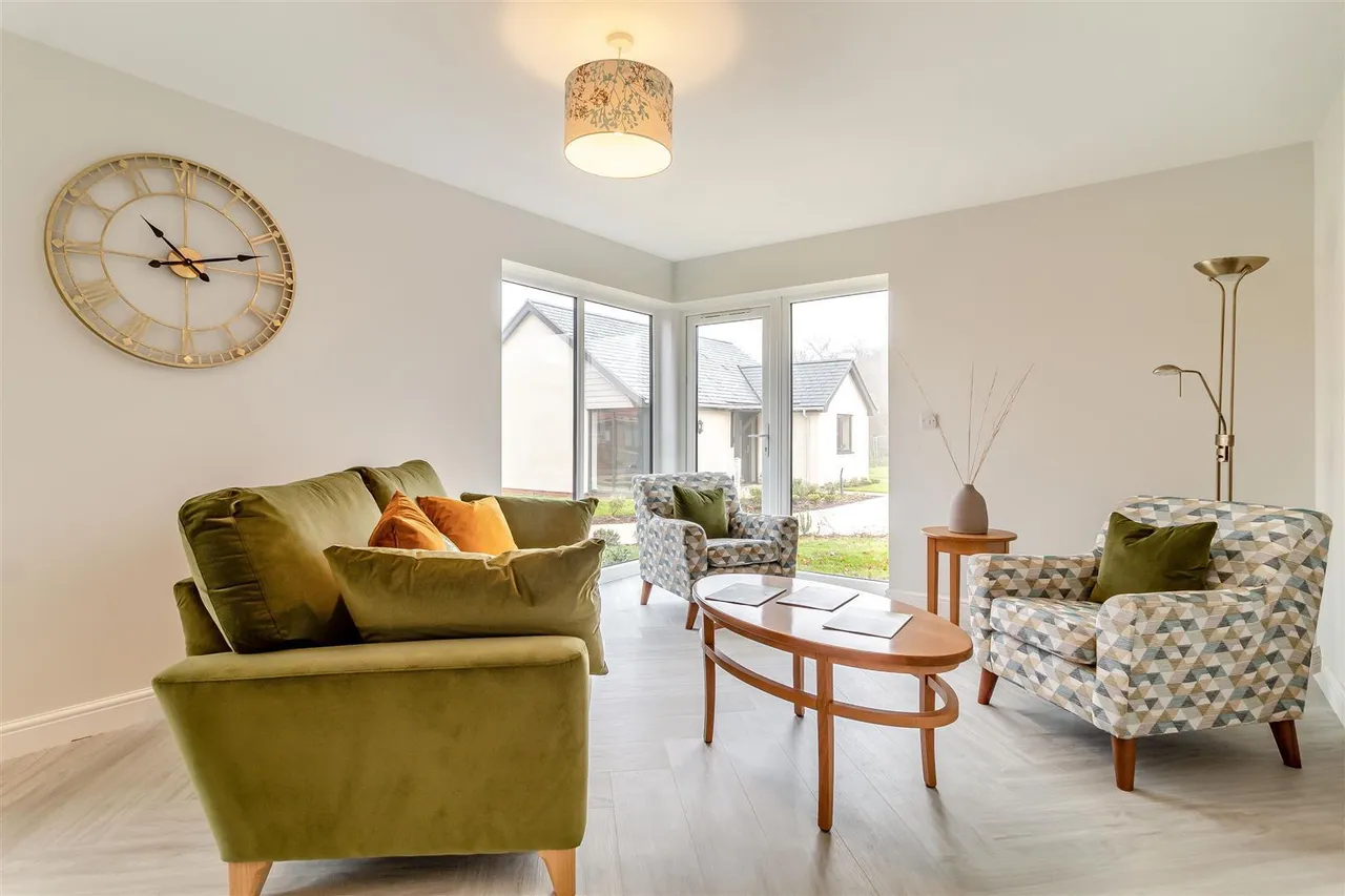 Ashtree Close, Reepham, Norwich, photo 3