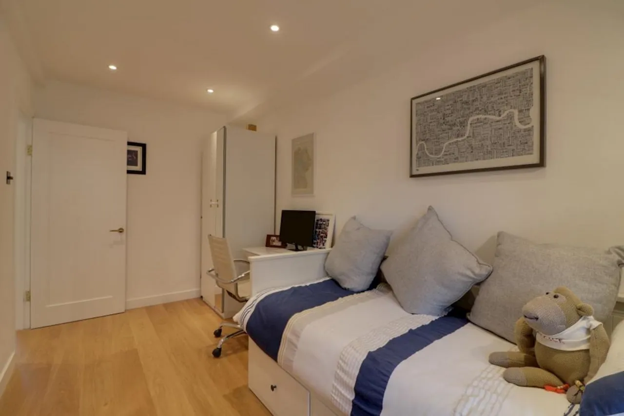 Riverside Mansions, E1W, photo 10