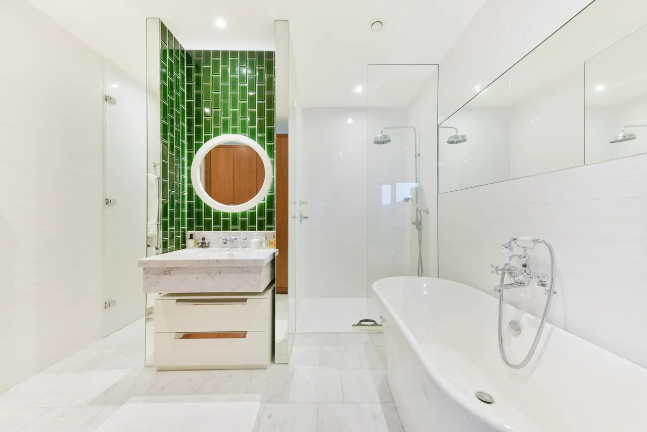 Embassy Gardens, Nine Elms, SW11, photo 6