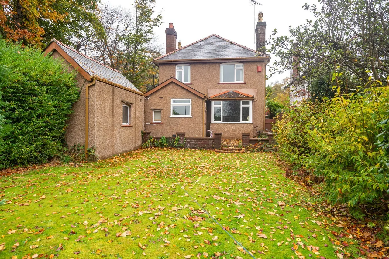 Ffriddoedd Road, Bangor, LL57, photo 11