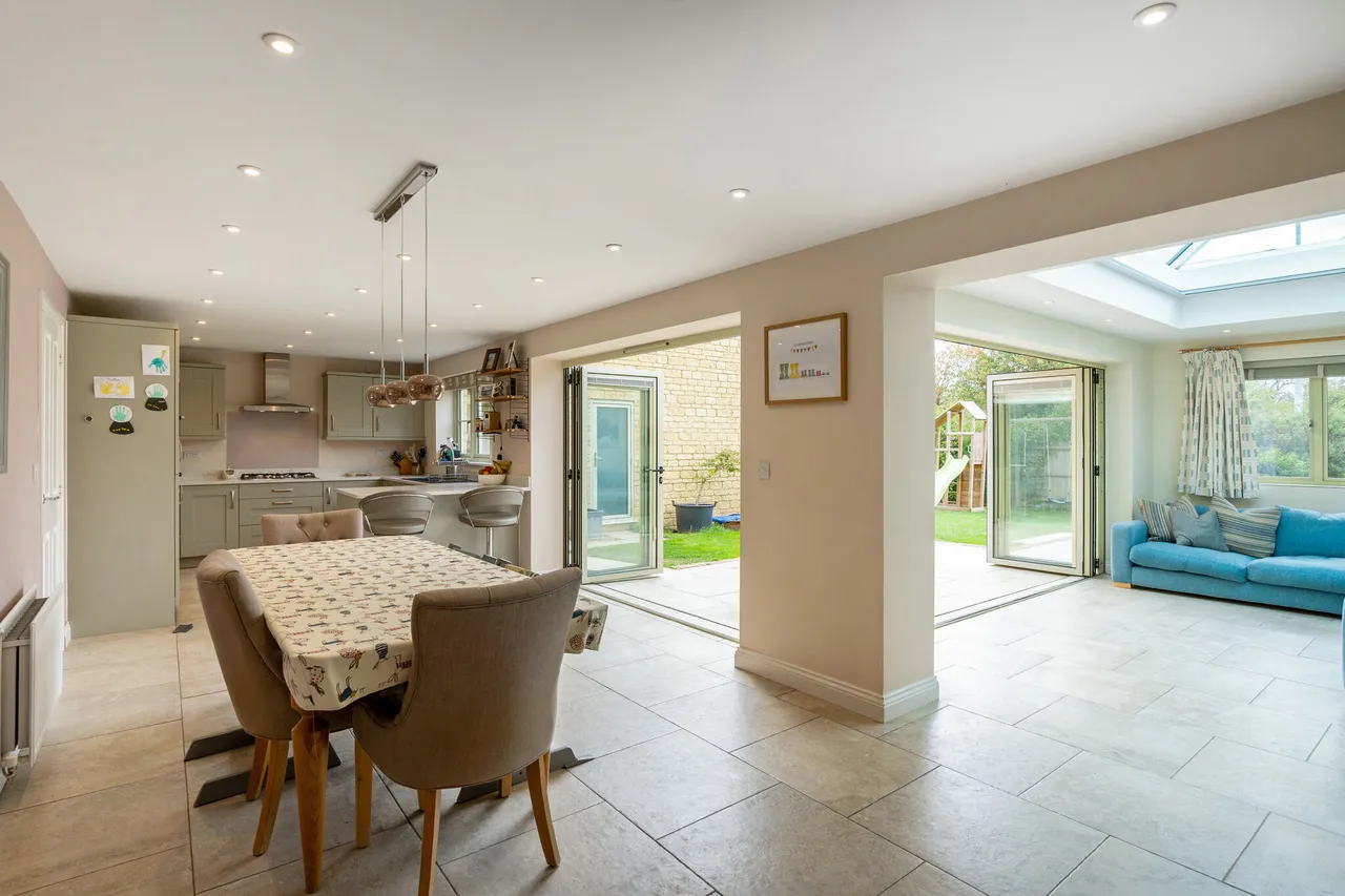 Trubshaw Way, Fairford, GL7, photo 4