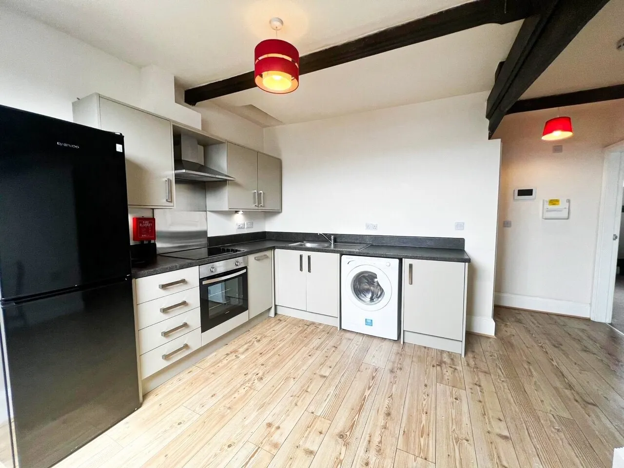 2 bed flat to rent — Holderness Road, HULL