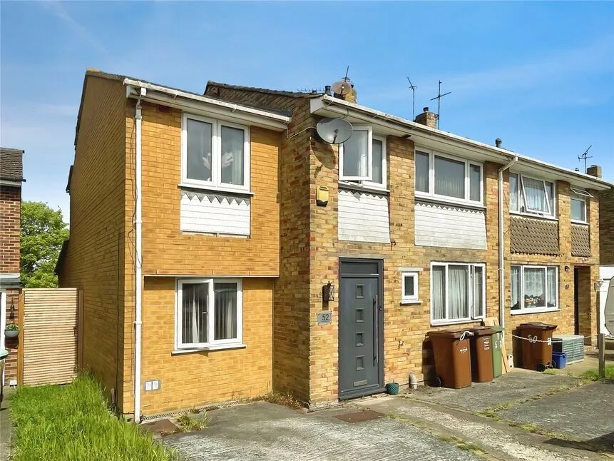 4 bed house for sale — Harptree Drive, Lordswood, Kent, ME5