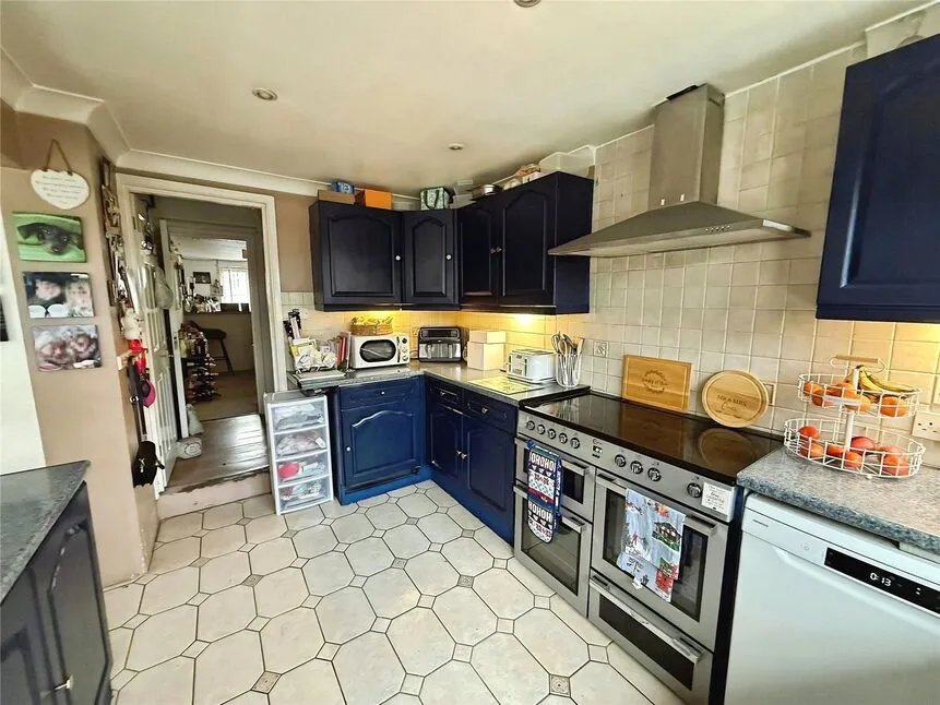 Harptree Drive, Lordswood, Kent, ME5, photo 12