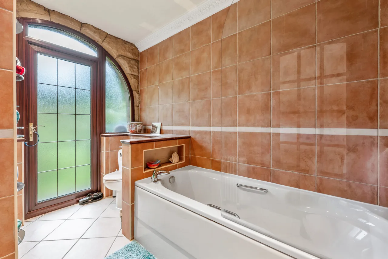 28 Stirling Drive, Bearsden, G61 4NU, photo 20