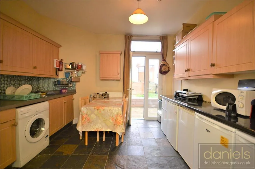 Cedar Road, Cricklewood, NW2, photo 4