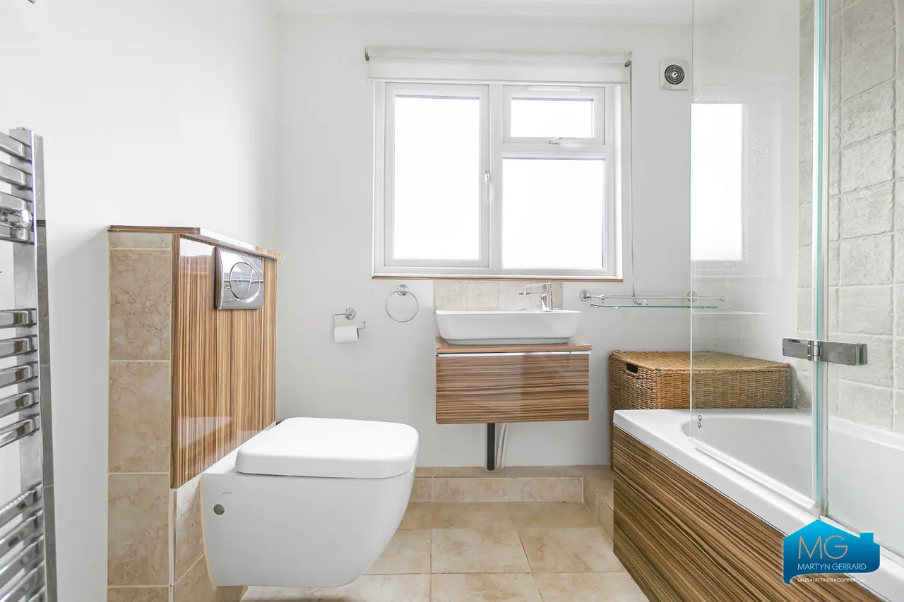 Park Road, New Barnet, EN4, photo 9