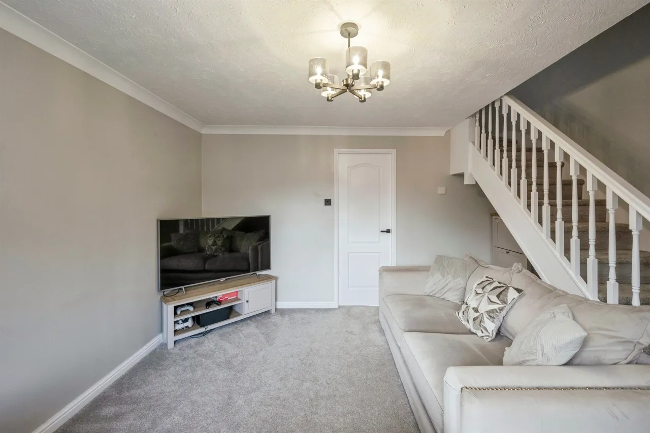 Chatsworth Drive, Rossington, DN11, photo 3