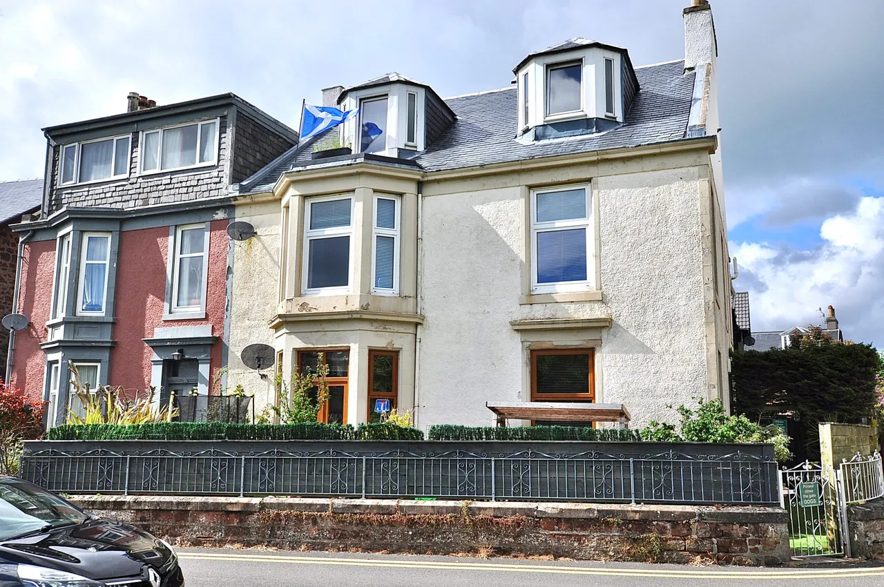 3 bed flat for sale — 15B Gogo Street, Largs, KA30 8BU