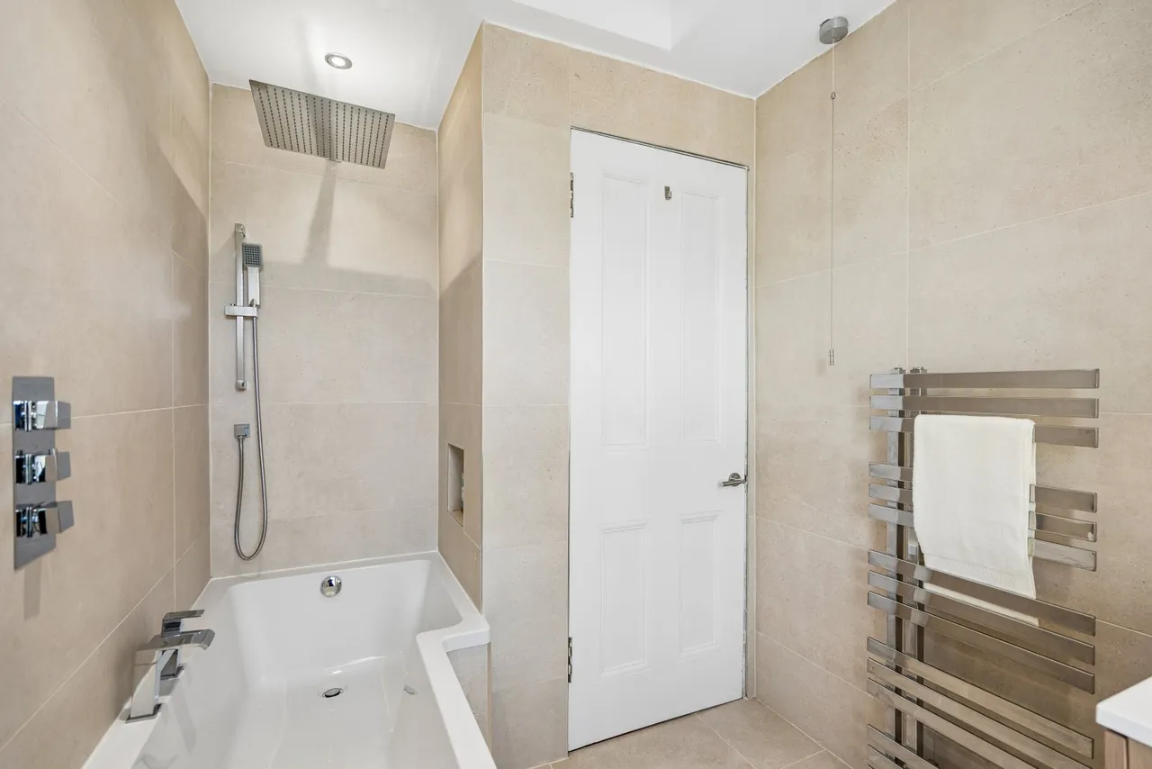 Cawdor Crescent, Dunblane, FK15, photo 26