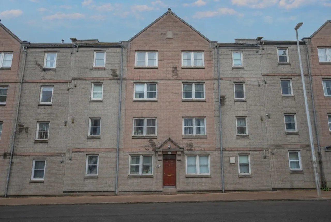 2 bed flat for sale — King Street, Aberdeen