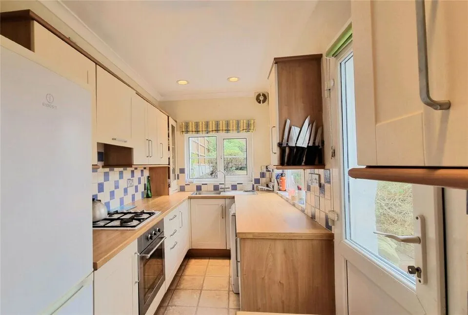 Crescent Road, Old Town, Hemel Hempstead, Hertfordshire, HP2, photo 12